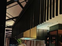 -瑰丽酒店·海吧·天际下午茶·现场DJ·天台酒吧