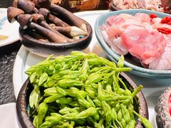 -得意咚瓜·顺德鱼生·冬瓜火锅(深圳首店)