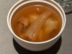 -左庭右院鲜牛肉火锅黑金店(陆家嘴中心店)