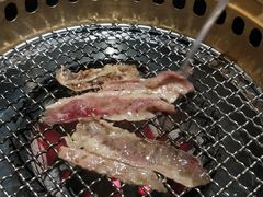 -山川小町·极番烧肉(新地假日广场店)