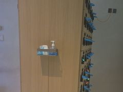 -涨巢·潮玩水疗局