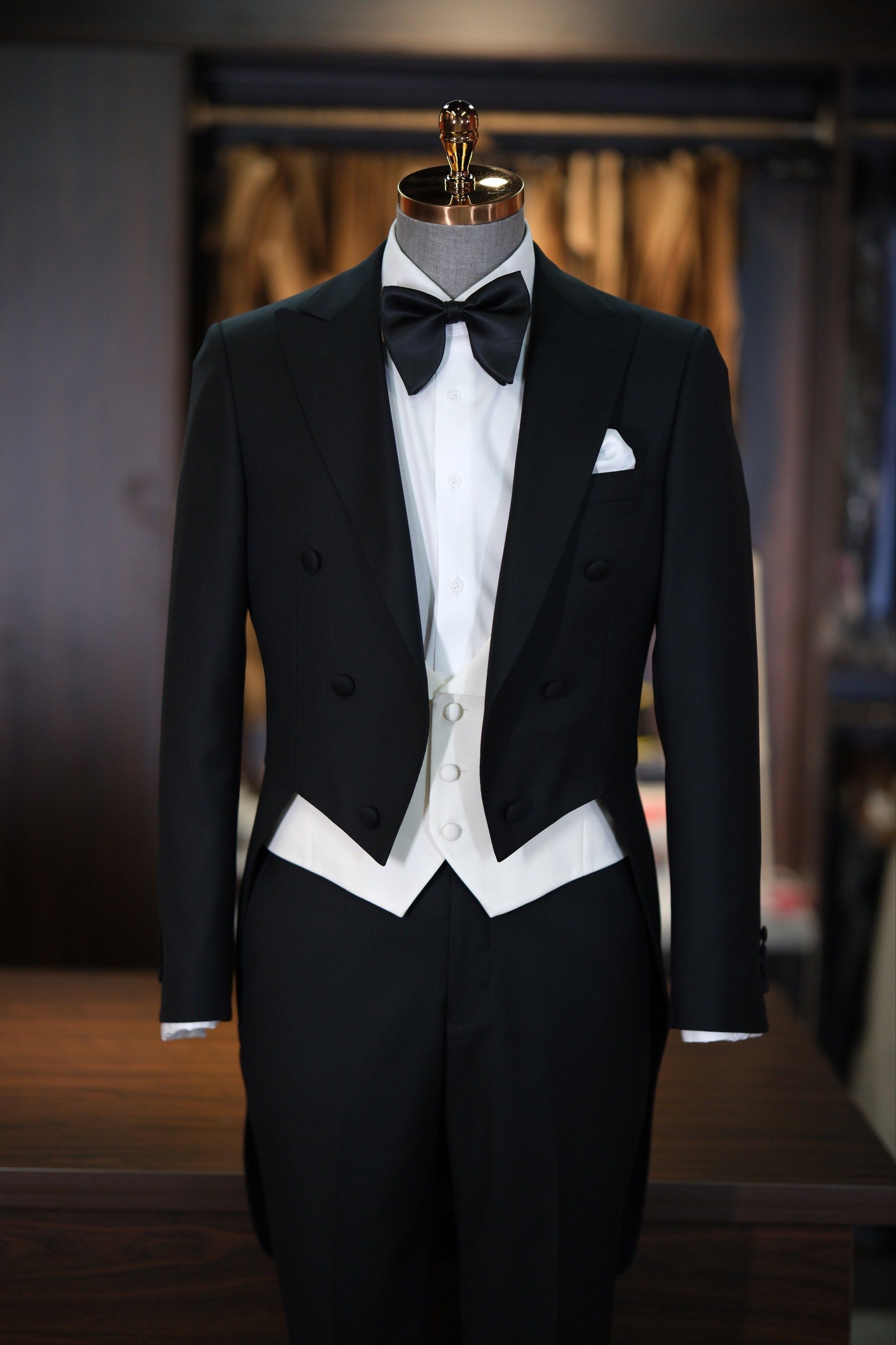 新郎婚礼必备西装