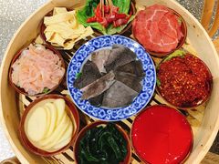 -董眼镜火锅(洪崖洞总店)