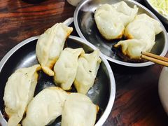 -黄阿姨锅贴大王(万航渡路店)