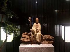 -新盈光·云会所(百丈东路店)