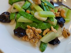 -粤盛海鲜平价店(洛溪食街店)