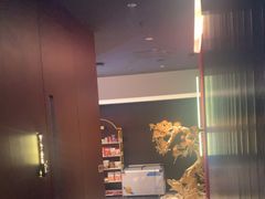 -鑫意棋牌会所(长寿路智慧广场店)