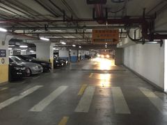 -中山公园-龙之梦停车场