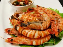 -河畔春天时尚餐厅