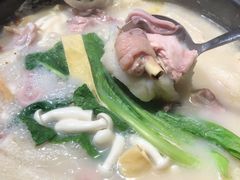 -大匠工房古船木艺术餐厅·猪肚鸡专门店(长白仙岛店)