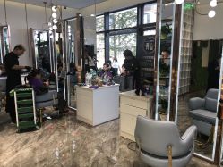 -MY WAY SALON