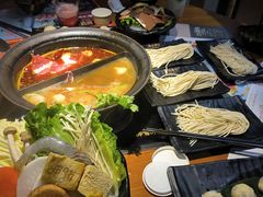 -呷哺呷哺(星光天地店)