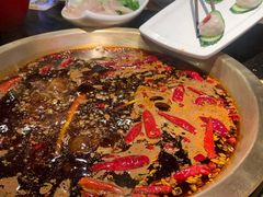 -潮火锅·麻辣牛肉火锅(观音桥方圆·LIVE店)