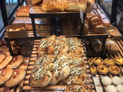 -皇冠幸福里动物奶油生日蛋糕(万达店)