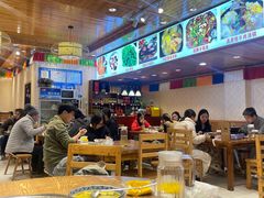 -乡土特色.冷锅鱼.牦牛肉汤锅