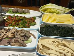 -乡土黄·鲜牛肉火锅·小龙虾(兴业街店)