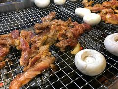 -马路牙子地桌烤肉(工体店)