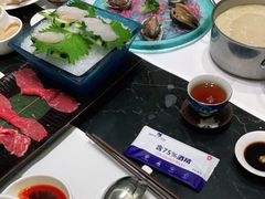 -红鼎豆捞·非遗鲍皇汤火锅(宝丰路店)