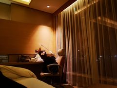 -广州花都皇冠假日酒店