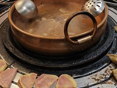 -阿山卓·野生菌火锅·纳西火塘烤肉