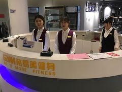 -格易美游泳馆健身房(新昆仑店)