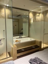 -EC BEAUTY易思美容