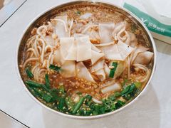 -正宗杨记普洱酸醋米线(总店)