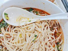 -陇上全荟兰州传统牛肉面(延吉路店)