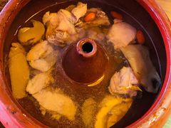 松茸汽锅鸡-中8楼风尚云南菜(颐堤港店)