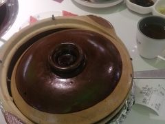 -洪氏嗨捞·广东猪肚鸡·椰子鸡火锅(西咸万象城店)