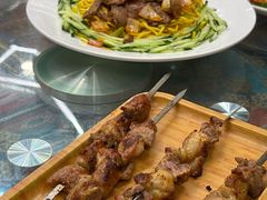 -乡村馕坑肉·烧烤·新疆菜·本地人更爱吃(阿勒泰首店)