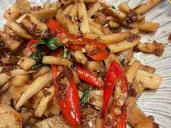 -8PINTS八品脱·日料·烧鸟·精酿小酒馆(莘庄店)