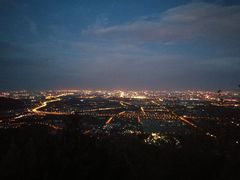-鬼笑石后山停车场