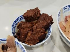 红烧牛肉浇头-永丰面馆(汉口路店)