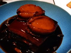 鲍鱼红烧肉-荣轩(新荣记环球金融中心店)