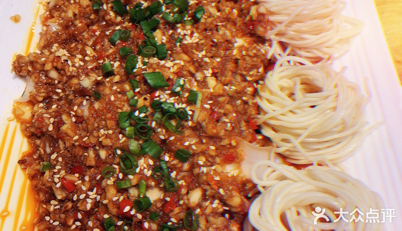 夜间打卡鸡毛店