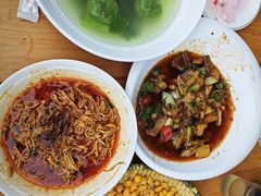 -柏合黄记豆腐皮饭店