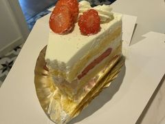 草莓戚风蛋糕-EAU CAFE(永康路店)
