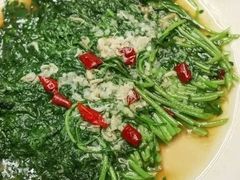 -鲁班小馆(政四街店)