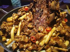 -胖哥俩肉蟹煲(虹口龙之梦店)