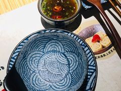 餐具摆设-舞漁日料美人胶原锅(陆家嘴中心店)