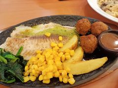 意式肉丸配蒜香鱼排-萨莉亚意式餐厅(东山口店)