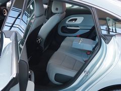 -宁波之星奔驰4S店(海曙店)