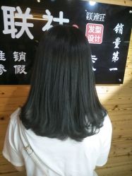 -镁连社·美联社