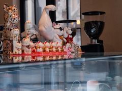 -Fridi Patisserie Cafe