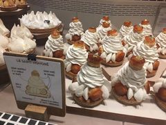 -乐蓬马歇百货公司(Rive Gauche)