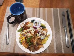 -昆明华邑酒店-鲜艳全日餐厅