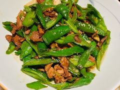 辣椒炒宁乡花猪肉-佬麻雀·剁椒鱼头(京基KK One店)