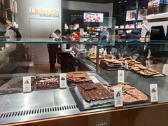 -Laderach 莱德拉(上海环贸iapm店)