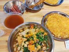 -柳州肥姨妈大骨螺蛳粉(东靖路店)